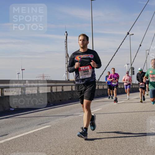 03.10.2025 - Köhlbrandbrückenlauf Michael Burmester http://msf.ph/oto/9076776 03.10.2025 12:41:54 Position 2 6018, 5707 meine-sportfotos.de