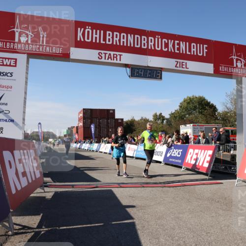 03.10.2025 - Köhlbrandbrückenlauf Lena Gebhardt http://msf.ph/oto/9076783 03.10.2025 13:41:13 Ziel 5116, 5121, 5197, 5421, 6317, 6437 meine-sportfotos.de