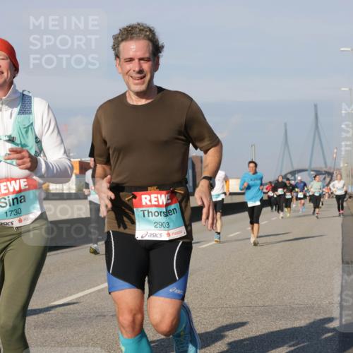 03.10.2025 - Köhlbrandbrückenlauf Jannik Wohlers http://msf.ph/oto/9076821 03.10.2025 09:52:04 Position 3 1730, 2903 meine-sportfotos.de
