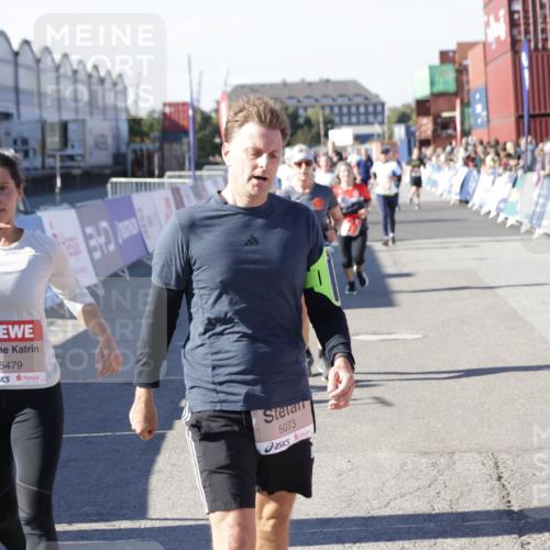 03.10.2025 - Köhlbrandbrückenlauf Jannik Wohlers http://msf.ph/oto/9076866 03.10.2025 13:17:09 Ziel 4242, 4331, 4361, 4861, 4978, 4982, 5033, 5073, 5087, 5090, 5100, 5429, 5479, 5544, 5667, 6431, 6623, 6626 meine-sportfotos.de