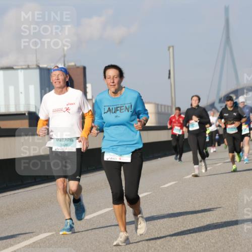 03.10.2025 - Köhlbrandbrückenlauf Jannik Wohlers http://msf.ph/oto/9076884 03.10.2025 09:52:06 Position 3 3426 meine-sportfotos.de
