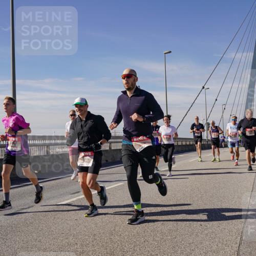03.10.2025 - Köhlbrandbrückenlauf Michael Burmester http://msf.ph/oto/9076891 03.10.2025 12:41:58 Position 2  meine-sportfotos.de
