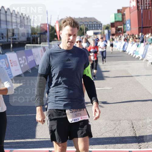 03.10.2025 - Köhlbrandbrückenlauf Jannik Wohlers http://msf.ph/oto/9076892 03.10.2025 13:17:09 Ziel 4242, 4331, 4361, 4861, 4978, 4982, 5033, 5073, 5087, 5090, 5100, 5429, 5479, 5544, 5667, 6431, 6623, 6626 meine-sportfotos.de