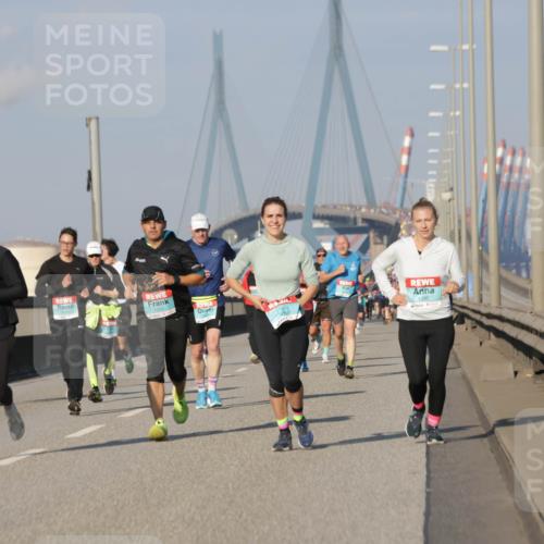 03.10.2025 - Köhlbrandbrückenlauf Jannik Wohlers http://msf.ph/oto/9076945 03.10.2025 09:52:09 Position 3 1395 meine-sportfotos.de