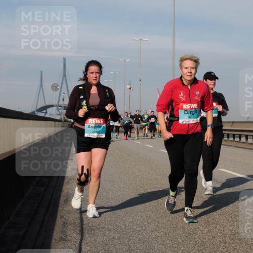 03.10.2025 - Köhlbrandbrückenlauf Fabian Wolf http://msf.ph/oto/9077059 03.10.2025 10:15:39 Position 3 2860, 1837 meine-sportfotos.de