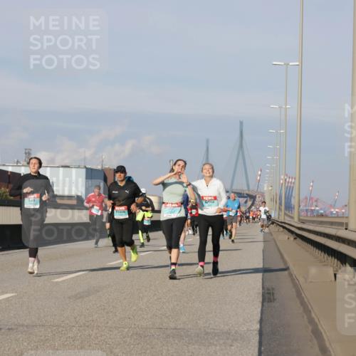 03.10.2025 - Köhlbrandbrückenlauf Jannik Wohlers http://msf.ph/oto/9077100 03.10.2025 09:52:13 Position 3  meine-sportfotos.de
