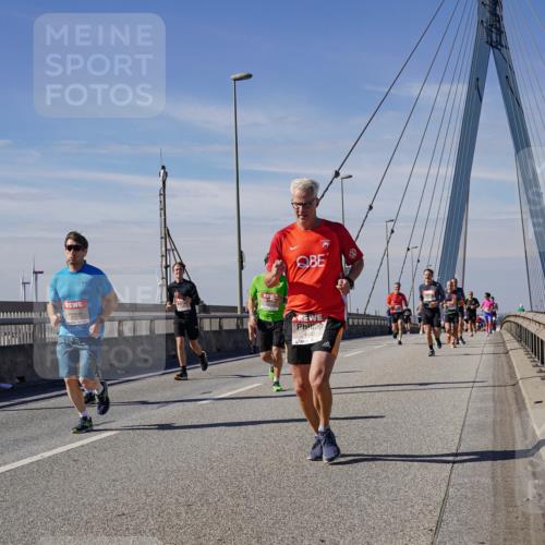 03.10.2025 - Köhlbrandbrückenlauf Michael Burmester http://msf.ph/oto/9077121 03.10.2025 12:42:11 Position 2 4480 meine-sportfotos.de