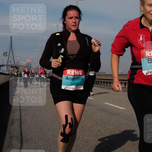 03.10.2025 - Köhlbrandbrückenlauf Fabian Wolf http://msf.ph/oto/9077148 03.10.2025 10:15:40 Position 3 2860, 1837 meine-sportfotos.de
