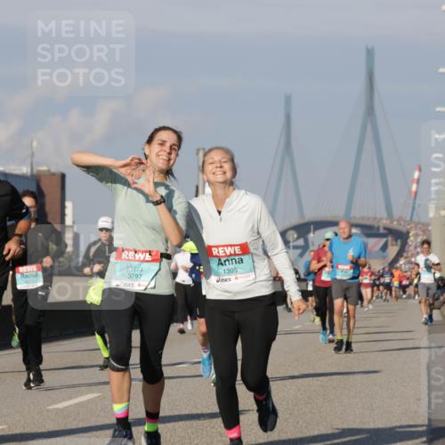 03.10.2025 - Köhlbrandbrückenlauf Jannik Wohlers http://msf.ph/oto/9077149 03.10.2025 09:52:13 Position 3 1333, 3797, 1395 meine-sportfotos.de