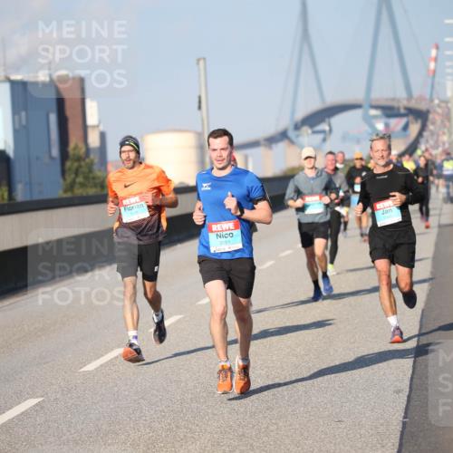 03.10.2025 - Köhlbrandbrückenlauf Jannik Wohlers http://msf.ph/oto/9077158 03.10.2025 09:43:48 Position 3 3181 meine-sportfotos.de