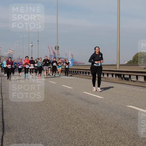 03.10.2025 - Köhlbrandbrückenlauf Fabian Wolf http://msf.ph/oto/9077199 03.10.2025 10:15:43 Position 3  meine-sportfotos.de