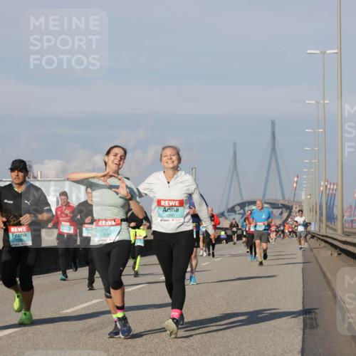 03.10.2025 - Köhlbrandbrückenlauf Jannik Wohlers http://msf.ph/oto/9077207 03.10.2025 09:52:14 Position 3 3797, 1395 meine-sportfotos.de
