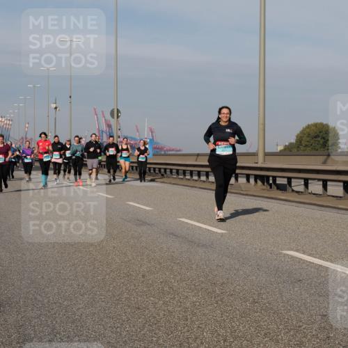 03.10.2025 - Köhlbrandbrückenlauf Fabian Wolf http://msf.ph/oto/9077216 03.10.2025 10:15:43 Position 3  meine-sportfotos.de