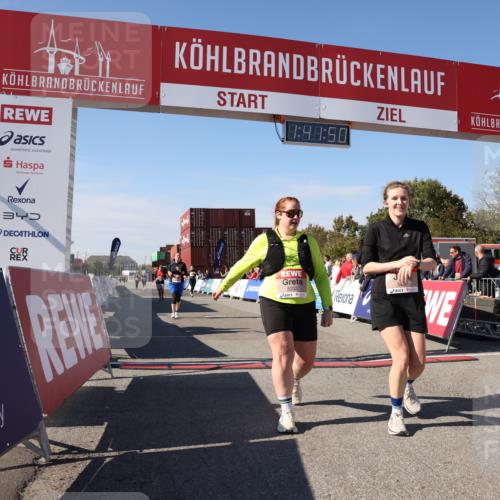 03.10.2025 - Köhlbrandbrückenlauf Lena Gebhardt http://msf.ph/oto/9077226 03.10.2025 13:41:51 Ziel 5043, 5193, 5232, 5250, 5257, 5315 meine-sportfotos.de