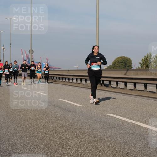 03.10.2025 - Köhlbrandbrückenlauf Fabian Wolf http://msf.ph/oto/9077259 03.10.2025 10:15:44 Position 3 3571 meine-sportfotos.de
