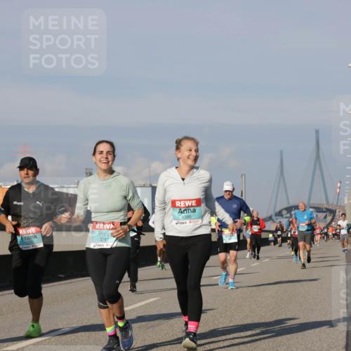 03.10.2025 - Köhlbrandbrückenlauf Jannik Wohlers http://msf.ph/oto/9077264 03.10.2025 09:52:15 Position 3 1333, 3797, 1395 meine-sportfotos.de