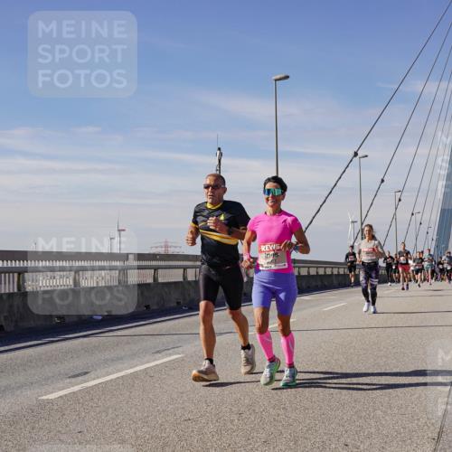 03.10.2025 - Köhlbrandbrückenlauf Michael Burmester http://msf.ph/oto/9077275 03.10.2025 12:42:22 Position 2  meine-sportfotos.de