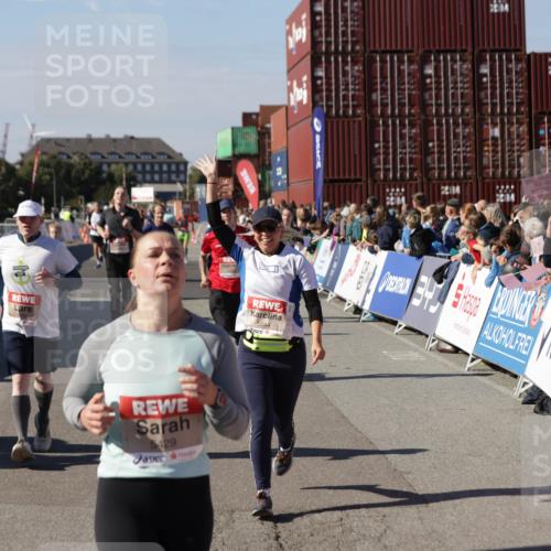 03.10.2025 - Köhlbrandbrückenlauf Jannik Wohlers http://msf.ph/oto/9077296 03.10.2025 13:17:15 Ziel 4242, 4361, 4404, 4982, 4988, 5033, 5073, 5087, 5090, 5429, 5479, 5544, 5638, 5642, 5667, 5890, 5943, 6389, 6431 meine-sportfotos.de