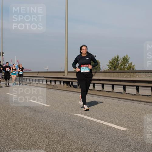 03.10.2025 - Köhlbrandbrückenlauf Fabian Wolf http://msf.ph/oto/9077304 03.10.2025 10:15:45 Position 3 3571 meine-sportfotos.de
