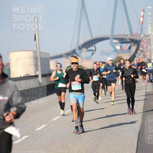 03.10.2025 - Köhlbrandbrückenlauf Jannik Wohlers http://msf.ph/oto/9077307 03.10.2025 09:43:55 Position 3 3414 meine-sportfotos.de