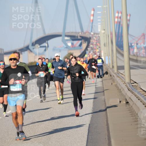 03.10.2025 - Köhlbrandbrückenlauf Jannik Wohlers http://msf.ph/oto/9077321 03.10.2025 09:43:57 Position 3  meine-sportfotos.de