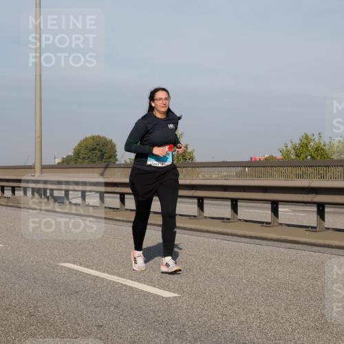 03.10.2025 - Köhlbrandbrückenlauf Fabian Wolf http://msf.ph/oto/9077349 03.10.2025 10:15:46 Position 3  meine-sportfotos.de