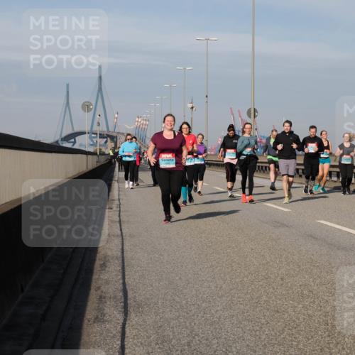 03.10.2025 - Köhlbrandbrückenlauf Fabian Wolf http://msf.ph/oto/9077402 03.10.2025 10:15:48 Position 3  meine-sportfotos.de
