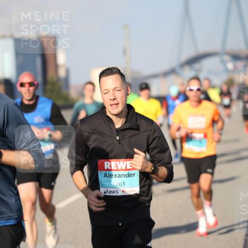 03.10.2025 - Köhlbrandbrückenlauf Jannik Wohlers http://msf.ph/oto/9077425 03.10.2025 09:44:08 Position 3 1261 meine-sportfotos.de