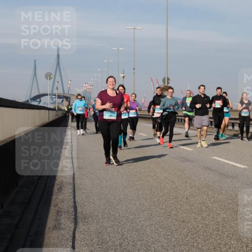 03.10.2025 - Köhlbrandbrückenlauf Fabian Wolf http://msf.ph/oto/9077435 03.10.2025 10:15:49 Position 3  meine-sportfotos.de