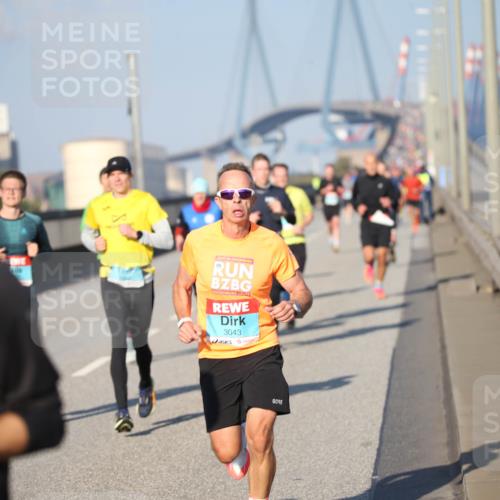 03.10.2025 - Köhlbrandbrückenlauf Jannik Wohlers http://msf.ph/oto/9077441 03.10.2025 09:44:09 Position 3 3043 meine-sportfotos.de