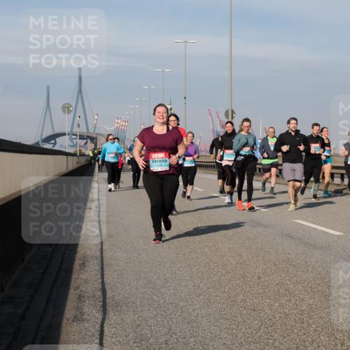 03.10.2025 - Köhlbrandbrückenlauf Fabian Wolf http://msf.ph/oto/9077460 03.10.2025 10:15:50 Position 3 2438 meine-sportfotos.de