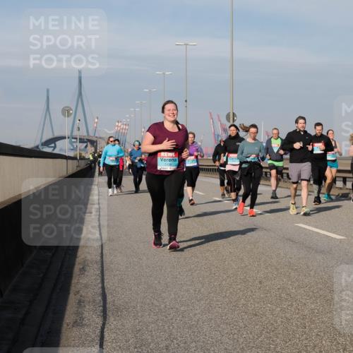 03.10.2025 - Köhlbrandbrückenlauf Fabian Wolf http://msf.ph/oto/9077469 03.10.2025 10:15:50 Position 3 2438 meine-sportfotos.de