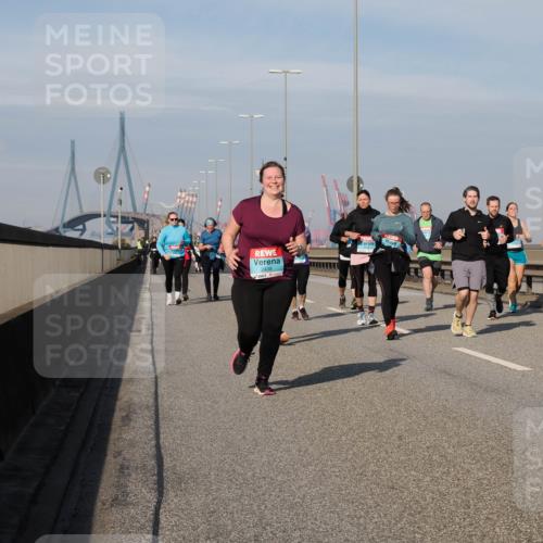 03.10.2025 - Köhlbrandbrückenlauf Fabian Wolf http://msf.ph/oto/9077478 03.10.2025 10:15:50 Position 3 2438 meine-sportfotos.de