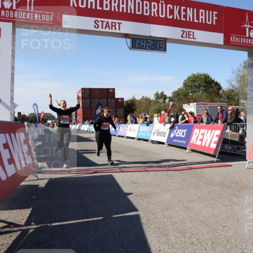 03.10.2025 - Köhlbrandbrückenlauf Lena Gebhardt http://msf.ph/oto/9077492 03.10.2025 13:42:20 Ziel 5271, 6247 meine-sportfotos.de