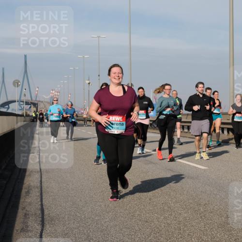 03.10.2025 - Köhlbrandbrückenlauf Fabian Wolf http://msf.ph/oto/9077497 03.10.2025 10:15:51 Position 3 2438 meine-sportfotos.de