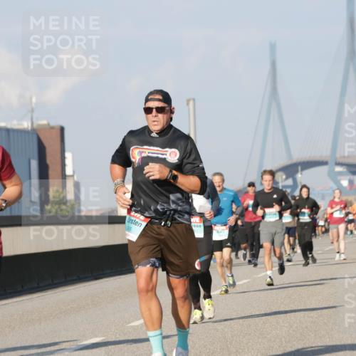 03.10.2025 - Köhlbrandbrückenlauf Jannik Wohlers http://msf.ph/oto/9077498 03.10.2025 09:52:25 Position 3 486, 1384 meine-sportfotos.de