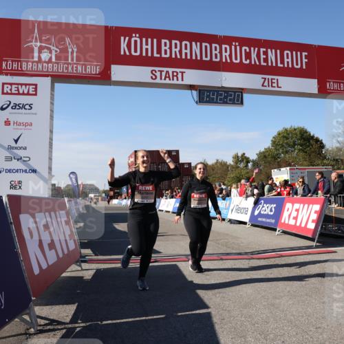 03.10.2025 - Köhlbrandbrückenlauf Lena Gebhardt http://msf.ph/oto/9077520 03.10.2025 13:42:21 Ziel 5271, 6247 meine-sportfotos.de