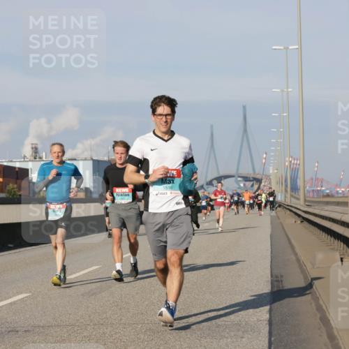 03.10.2025 - Köhlbrandbrückenlauf Jannik Wohlers http://msf.ph/oto/9077651 03.10.2025 09:52:33 Position 3 1516 meine-sportfotos.de