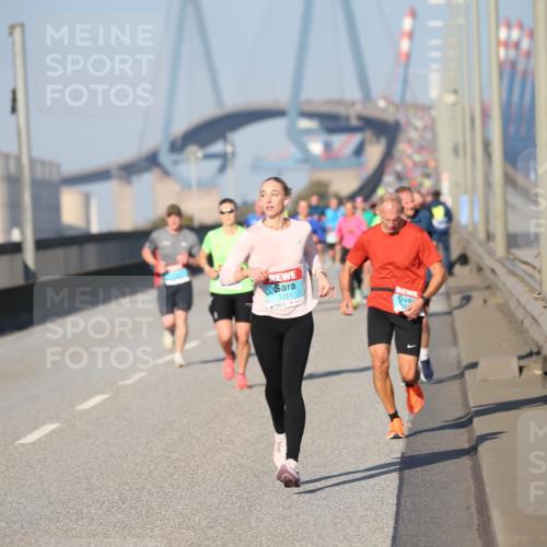 03.10.2025 - Köhlbrandbrückenlauf Jannik Wohlers http://msf.ph/oto/9077656 03.10.2025 09:44:26 Position 3 1251, 46 meine-sportfotos.de