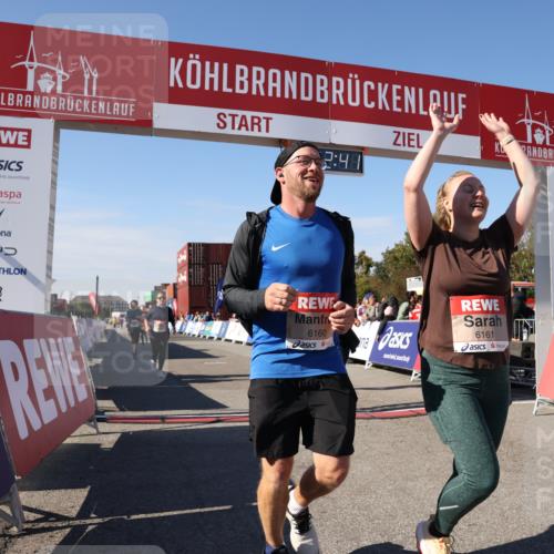 03.10.2025 - Köhlbrandbrückenlauf Lena Gebhardt http://msf.ph/oto/9077677 03.10.2025 13:42:42 Ziel 4944, 5086, 5254, 5418, 6160, 6161, 6260 meine-sportfotos.de