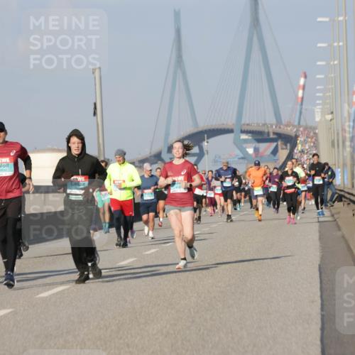 03.10.2025 - Köhlbrandbrückenlauf Jannik Wohlers http://msf.ph/oto/9077680 03.10.2025 09:52:35 Position 3  meine-sportfotos.de