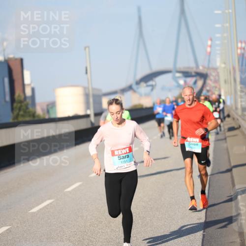 03.10.2025 - Köhlbrandbrückenlauf Jannik Wohlers http://msf.ph/oto/9077689 03.10.2025 09:44:29 Position 3 1251 meine-sportfotos.de
