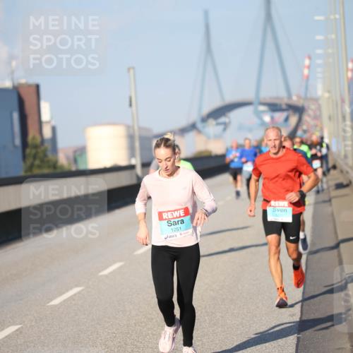 03.10.2025 - Köhlbrandbrückenlauf Jannik Wohlers http://msf.ph/oto/9077691 03.10.2025 09:44:29 Position 3 1251 meine-sportfotos.de
