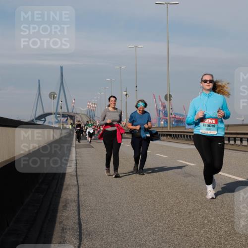 03.10.2025 - Köhlbrandbrückenlauf Fabian Wolf http://msf.ph/oto/9077789 03.10.2025 10:15:59 Position 3 2597 meine-sportfotos.de