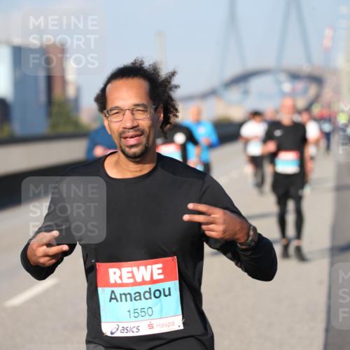 03.10.2025 - Köhlbrandbrückenlauf Jannik Wohlers http://msf.ph/oto/9077830 03.10.2025 09:44:50 Position 3 1550 meine-sportfotos.de