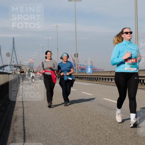 03.10.2025 - Köhlbrandbrückenlauf Fabian Wolf http://msf.ph/oto/9077836 03.10.2025 10:16:00 Position 3 3, 2597 meine-sportfotos.de