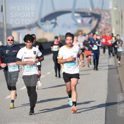 03.10.2025 - Köhlbrandbrückenlauf Jannik Wohlers http://msf.ph/oto/9077902 03.10.2025 09:44:55 Position 3 24, 2820, 1112, 3338 meine-sportfotos.de