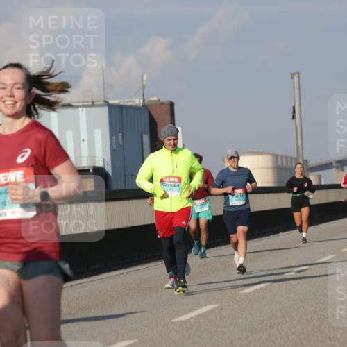 03.10.2025 - Köhlbrandbrückenlauf Jannik Wohlers http://msf.ph/oto/9077922 03.10.2025 09:52:43 Position 3 1451 meine-sportfotos.de