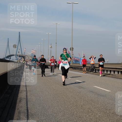 03.10.2025 - Köhlbrandbrückenlauf Fabian Wolf http://msf.ph/oto/9077968 03.10.2025 10:16:13 Position 3  meine-sportfotos.de