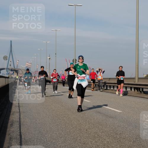 03.10.2025 - Köhlbrandbrückenlauf Fabian Wolf http://msf.ph/oto/9077997 03.10.2025 10:16:14 Position 3 3258 meine-sportfotos.de